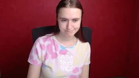 Snapshot of wendy_say_ chatting on 12/18/24, 07:19 Wendy online show from 12/18/24, 07:19