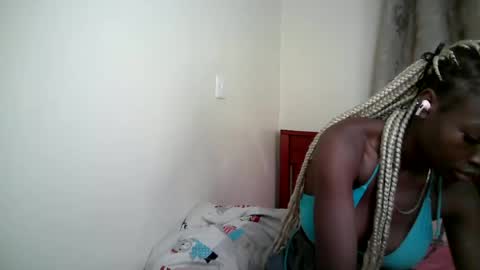Snapshot of wendy_shancy chatting on 06/19/26, 12:42 shancy online show from 06/19/26, 12:42