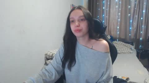 Snapshot of wendy_the_witch chatting on 04/06/26, 06:25 Wendy online show from 04/06/26, 06:25