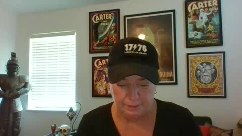 WendyCU online show from 09/08/25, 09:25