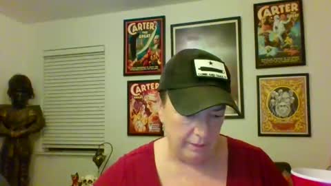 WendyCU online show from 10/12/25, 04:11