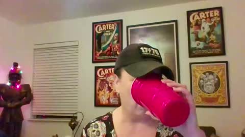 WendyCU online show from 12/05/25, 04:54