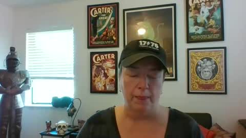 Snapshot of wendycu chatting on 04/19/26, 08:44 WendyCU online show from 04/19/26, 08:44