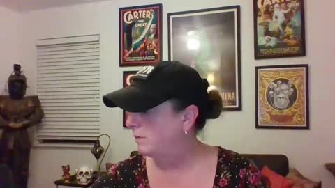 Snapshot of wendycu chatting on 04/22/26, 06:49 WendyCU online show from 04/22/26, 06:49