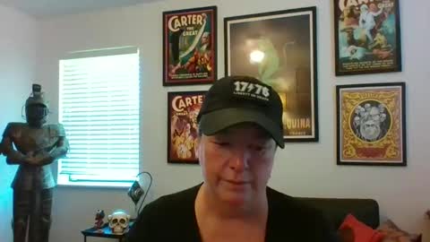 Snapshot of wendycu chatting on 05/13/26, 08:16 WendyCU online show from 05/13/26, 08:16