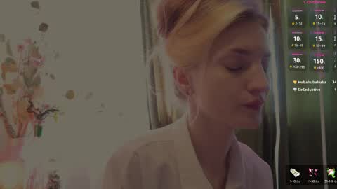 Snapshot of wendygilber chatting on 04/25/26, 01:14 Wendy online show from 04/25/26, 01:14