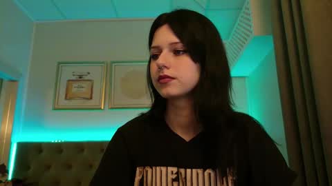  Wendy online show from 11/20/25, 08:14