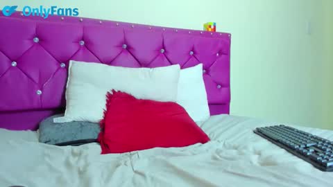 wendyyhot69 online show from 03/10/26, 04:12