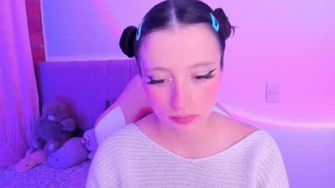 Wenstacie INDEPENDENT MODEL online show from 10/05/25, 02:54