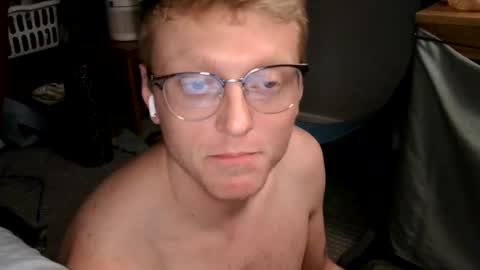 Snapshot of wesdenver chatting on 02/18/26, 05:58 wesdenver online show from 02/18/26, 05:58