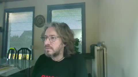 wesh wesh online show from 12/05/25, 08:34