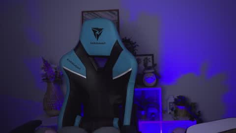 little girl who is always rightLisa online show from 01/29/25, 02:09