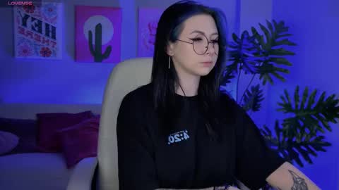 little girl who is always rightLisa online show from 01/10/26, 01:29