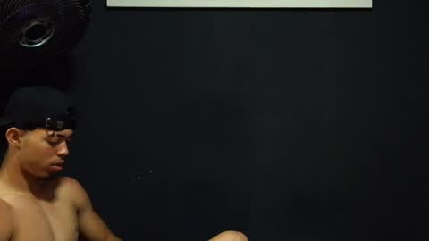 Snapshot of wesley_77 chatting on 04/07/26, 01:11 wesley_77 online show from 04/07/26, 01:11