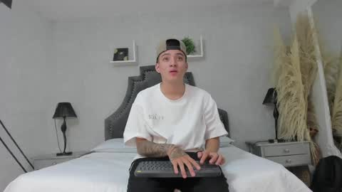 Wesley online show from 05/23/26, 08:24