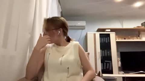 Snapshot of wesleypoledore chatting on 11/04/25, 02:38 Polly online show from 11/04/25, 02:38