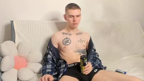 Snapshot of wesleyross chatting on 12/29/24, 08:15 Wes online show from 12/29/24, 08:15