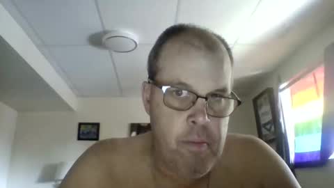 Snapshot of westcoasthockeyplayer chatting on 04/19/26, 11:40 westcoasthockeyplayer online show from 04/19/26, 11:40