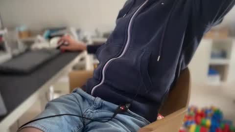 wet_adidasboy online show from 05/19/26, 12:22