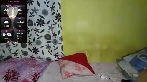 Snapshot of wet_hornypussy chatting on 03/10/25, 12:59 wet hornypussy online show from 03/10/25, 12:59