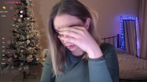 Snapshot of wet_lana chatting on 12/19/24, 04:46 Lana online show from 12/19/24, 04:46