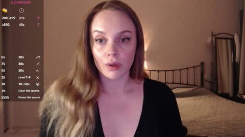 Snapshot of wet_lana chatting on 09/08/25, 05:12 Lana online show from 09/08/25, 05:12