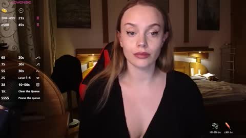 Snapshot of wet_lana chatting on 11/21/25, 09:35 Lana online show from 11/21/25, 09:35