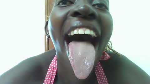 Snapshot of wet_pussy2025 chatting on 11/27/25, 12:51 wet_pussy2025 online show from 11/27/25, 12:51