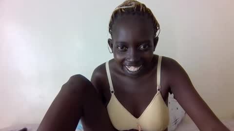 Snapshot of wet_pussy2025 chatting on 11/28/25, 10:12 wet_pussy2025 online show from 11/28/25, 10:12