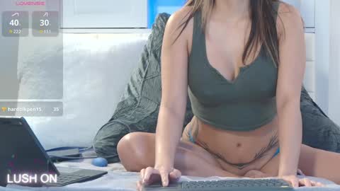 Snapshot of wet_pussyasian chatting on 12/13/24, 04:27 WetPussyAsian online show from 12/13/24, 04:27