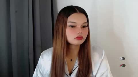 Snapshot of wet_velvet_xo chatting on 02/04/26, 05:02 wet_velvet_xo online show from 02/04/26, 05:02