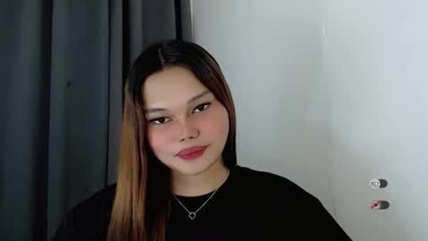 Snapshot of wet_velvet_xo chatting on 02/12/26, 06:19 wet_velvet_xo online show from 02/12/26, 06:19