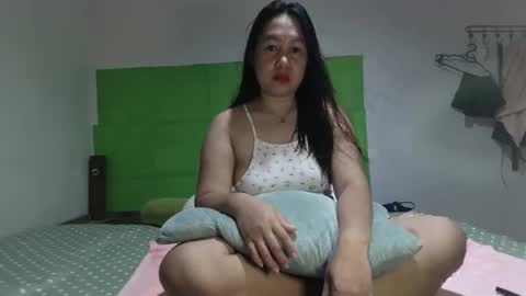 Snapshot of wetasianbelle chatting on 03/06/26, 09:17 Belle online show from 03/06/26, 09:17