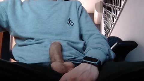 Snapshot of wetbigdickstream chatting on 02/11/25, 12:17 Wetbigdickstream online show from 02/11/25, 12:17