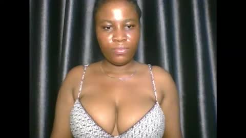 Snapshot of wetfatpussy_ chatting on 10/14/25, 09:37 wetfatpussy_ online show from 10/14/25, 09:37