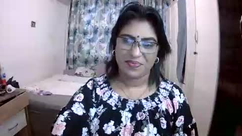 Snapshot of wetindian1971 chatting on 04/16/26, 09:10 kavita online show from 04/16/26, 09:10