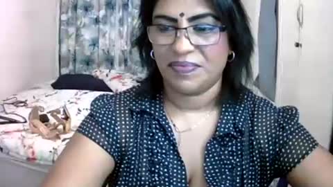 Snapshot of wetindian1971 chatting on 04/29/26, 05:11 kavita online show from 04/29/26, 05:11