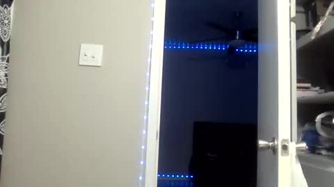 Kylie online show from 10/03/25, 03:58