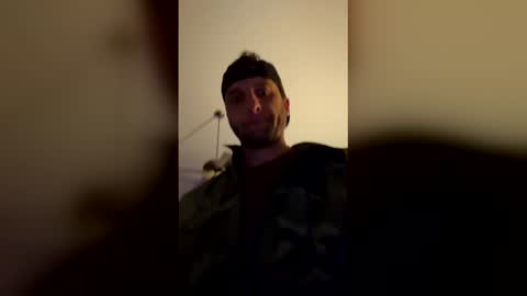 Snapshot of wetlickie chatting on 04/28/26, 11:15 wetlickie online show from 04/28/26, 11:15