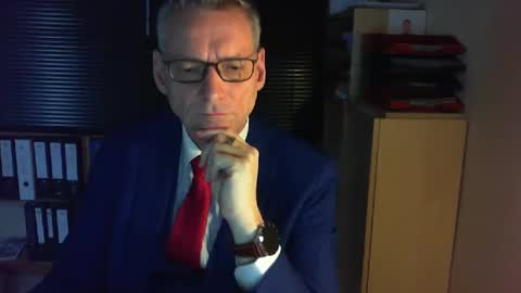 Franz online show from 02/28/25, 08:53