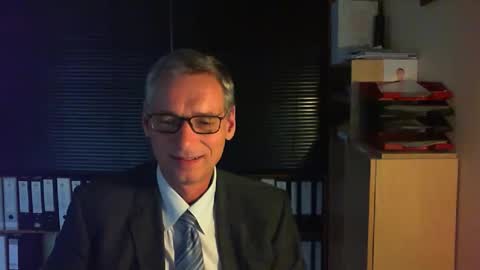 Franz online show from 09/09/25, 04:06