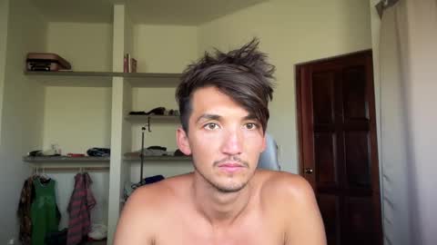 Snapshot of wetzone chatting on 03/04/25, 09:54 Alex online show from 03/04/25, 09:54