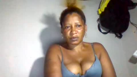 Snapshot of wharda chatting on 05/09/26, 04:50 wharda online show from 05/09/26, 04:50