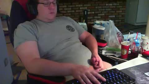 Snapshot of whateverdude555 chatting on 10/26/25, 03:18 whateverdude555 online show from 10/26/25, 03:18