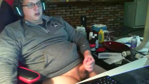 Snapshot of whateverdude555 chatting on 12/03/25, 01:02 whateverdude555 online show from 12/03/25, 01:02