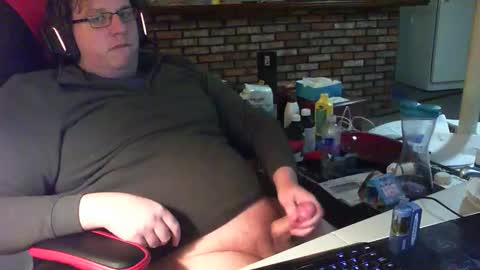 Snapshot of whateverdude555 chatting on 12/05/25, 01:58 whateverdude555 online show from 12/05/25, 01:58