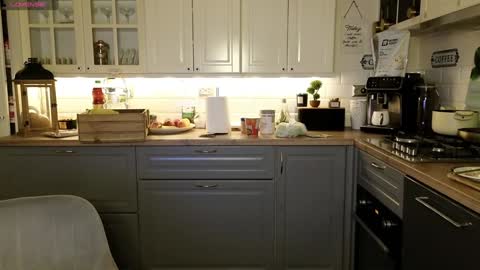 Victoria Maria online show from 01/19/25, 09:23