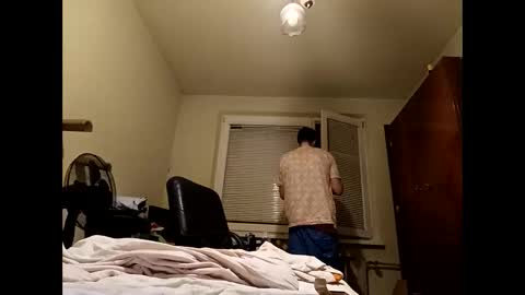 Snapshot of whatwouldyouliketosee chatting on 01/04/25, 02:46 stoffy online show from 01/04/25, 02:46