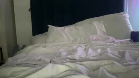 whatyouwantyouknowigotit online show from 10/09/25, 03:59