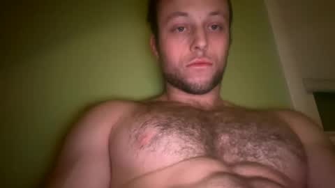 Snapshot of whippedmuscle49 chatting on 12/31/24, 01:36 whippedmuscle49 online show from 12/31/24, 01:36